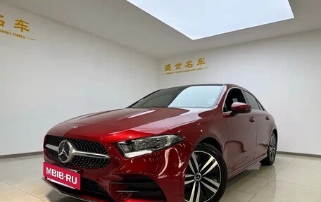 Mercedes-Benz A-Класс, 2021 год, 1 520 000 рублей, 3 фотография