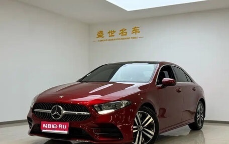 Mercedes-Benz A-Класс, 2021 год, 1 520 000 рублей, 1 фотография