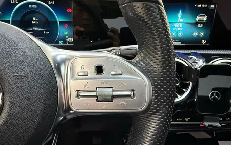 Mercedes-Benz A-Класс, 2021 год, 1 520 000 рублей, 14 фотография