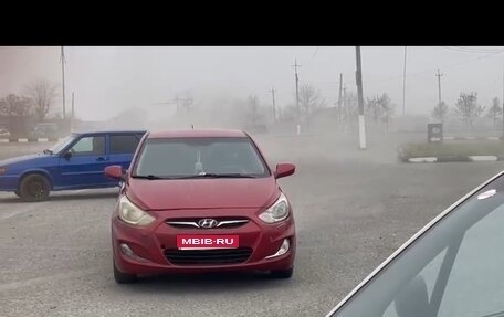 Hyundai Solaris II рестайлинг, 2013 год, 270 000 рублей, 1 фотография