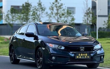 Honda Civic, 2022 год, 1 660 001 рублей, 3 фотография