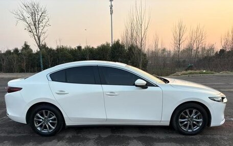 Mazda 3, 2022 год, 1 550 000 рублей, 8 фотография