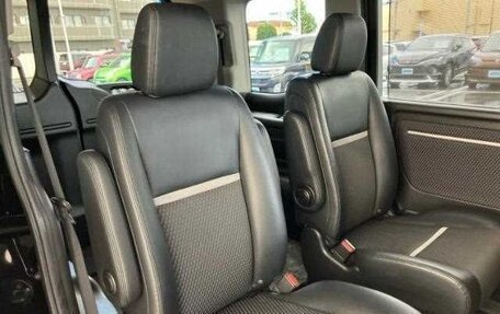 Honda Stepwgn IV, 2017 год, 1 390 000 рублей, 6 фотография