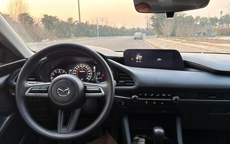 Mazda 3, 2022 год, 1 550 000 рублей, 10 фотография