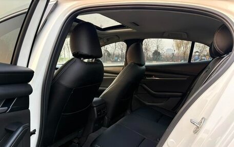 Mazda 3, 2022 год, 1 550 000 рублей, 21 фотография