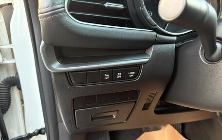 Mazda 3, 2022 год, 1 550 000 рублей, 18 фотография