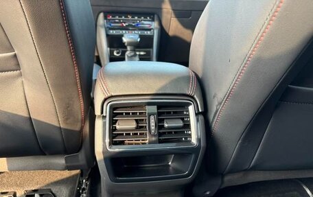 Skoda Karoq I, 2022 год, 2 200 000 рублей, 21 фотография