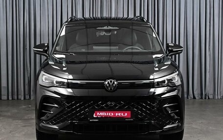 Volkswagen Tiguan, 2025 год, 4 982 000 рублей, 3 фотография