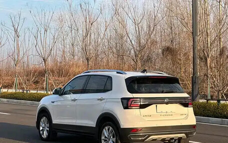 Volkswagen T-Cross I, 2022 год, 1 750 009 рублей, 6 фотография