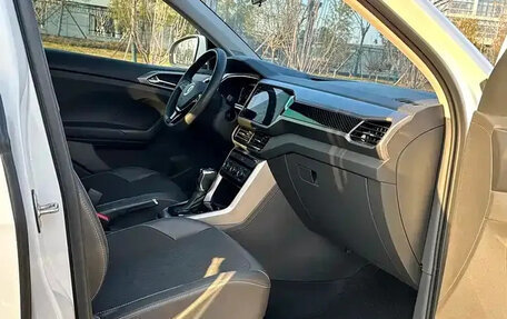 Volkswagen T-Cross I, 2022 год, 1 750 009 рублей, 13 фотография