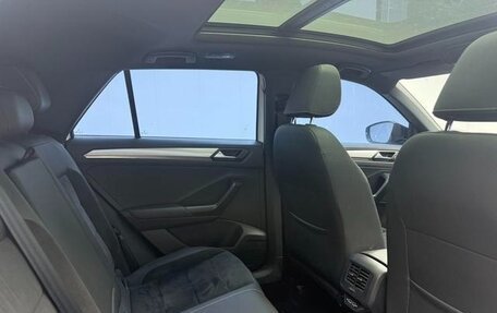 Volkswagen T-Roc I, 2022 год, 1 560 300 рублей, 11 фотография