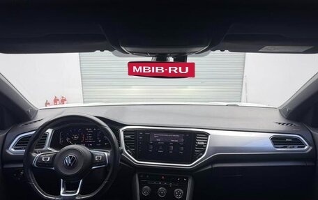 Volkswagen T-Roc I, 2022 год, 1 560 300 рублей, 6 фотография