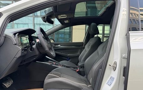 Volkswagen Golf VIII, 2022 год, 2 390 000 рублей, 5 фотография