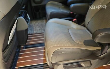KIA Carnival, 2024 год, 5 841 027 рублей, 7 фотография