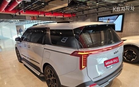 KIA Carnival, 2024 год, 5 841 027 рублей, 5 фотография