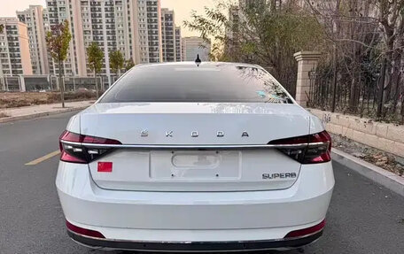 Skoda Superb III рестайлинг, 2022 год, 2 180 009 рублей, 5 фотография