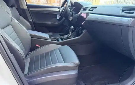 Skoda Superb III рестайлинг, 2022 год, 2 180 009 рублей, 9 фотография