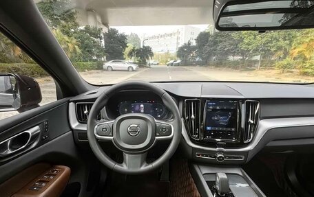 Volvo XC60 II, 2024 год, 4 345 325 рублей, 9 фотография