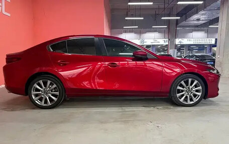 Mazda 3, 2022 год, 1 900 009 рублей, 7 фотография