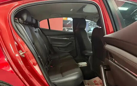 Mazda 3, 2022 год, 1 900 009 рублей, 16 фотография