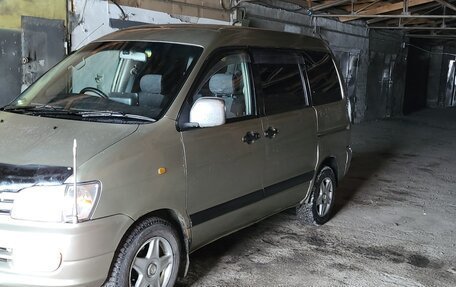 Toyota Town Ace III, 1997 год, 435 000 рублей, 3 фотография