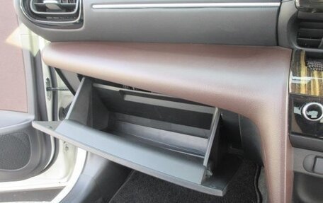 Toyota Yaris Cross, 2022 год, 1 488 000 рублей, 11 фотография