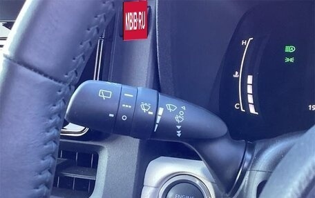 Toyota Sienta, 2022 год, 1 075 000 рублей, 22 фотография