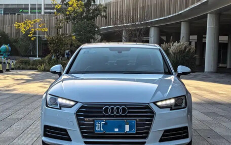 Audi A4, 2021 год, 1 950 001 рублей, 3 фотография