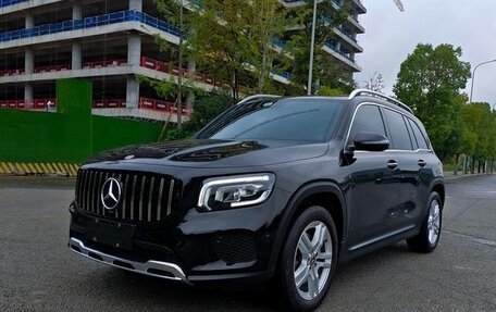 Mercedes-Benz GLB, 2022 год, 2 400 300 рублей, 1 фотография