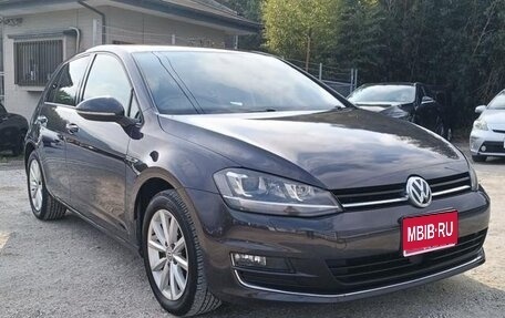 Volkswagen Golf VII, 2015 год, 880 009 рублей, 1 фотография