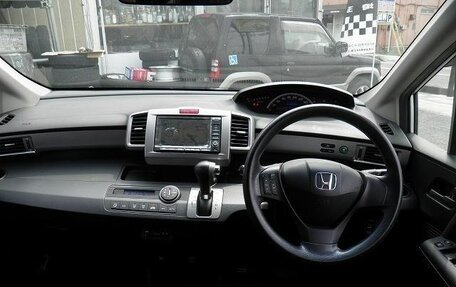Honda Freed I, 2012 год, 801 000 рублей, 6 фотография