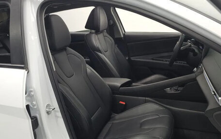 Hyundai Avante, 2023 год, 2 450 000 рублей, 10 фотография