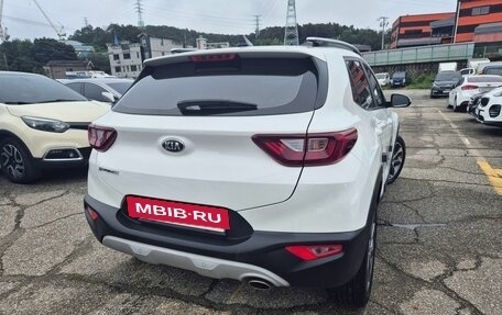 KIA Stonic, 2020 год, 1 304 000 рублей, 4 фотография