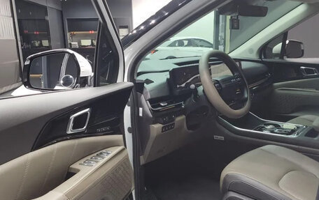 KIA Carnival, 2025 год, 7 860 000 рублей, 10 фотография