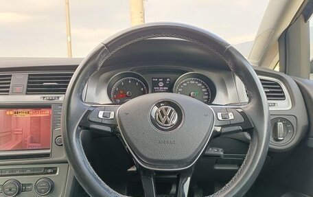 Volkswagen Golf VII, 2015 год, 880 009 рублей, 19 фотография