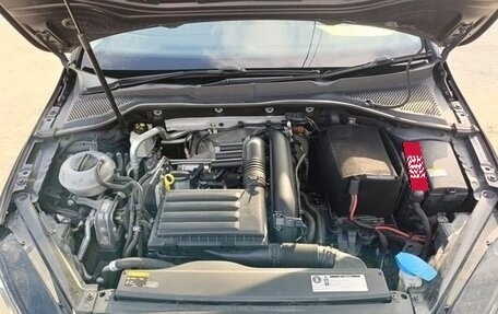 Volkswagen Golf VII, 2015 год, 880 009 рублей, 10 фотография