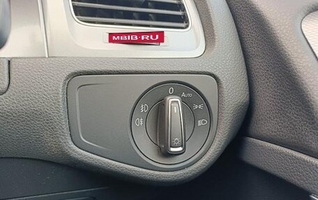 Volkswagen Golf VII, 2015 год, 880 009 рублей, 20 фотография