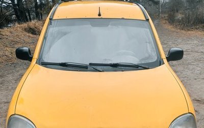 Renault Kangoo II рестайлинг, 2002 год, 300 000 рублей, 1 фотография