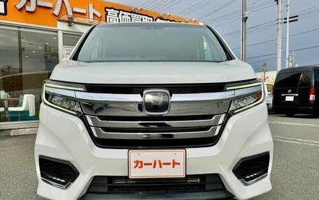 Honda Stepwgn IV, 2018 год, 1 500 000 рублей, 2 фотография