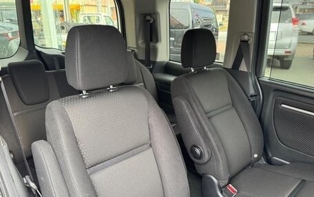 Honda Stepwgn IV, 2018 год, 1 500 000 рублей, 15 фотография