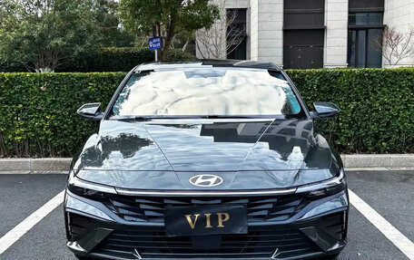 Hyundai Elantra, 2024 год, 1 300 000 рублей, 2 фотография