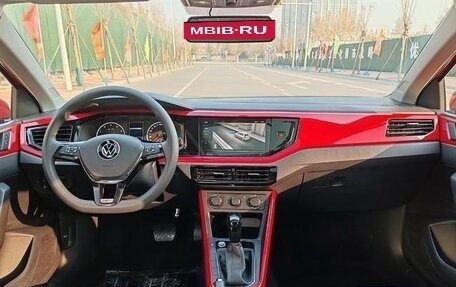 Volkswagen Polo, 2021 год, 1 200 000 рублей, 7 фотография