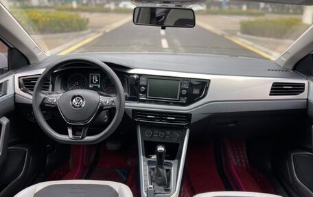 Volkswagen Polo, 2021 год, 1 200 000 рублей, 13 фотография