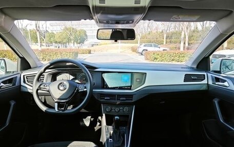 Volkswagen Polo, 2021 год, 1 200 000 рублей, 7 фотография