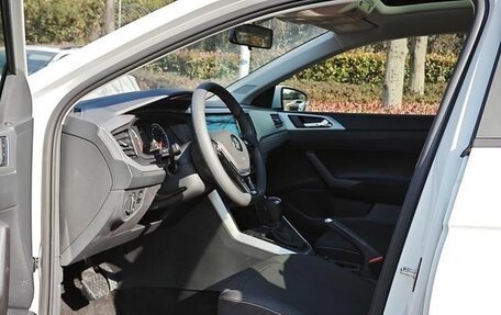 Volkswagen Polo, 2021 год, 1 200 000 рублей, 10 фотография