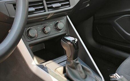 Volkswagen Polo, 2021 год, 1 200 000 рублей, 14 фотография