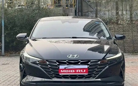 Hyundai Elantra, 2021 год, 1 100 000 рублей, 2 фотография