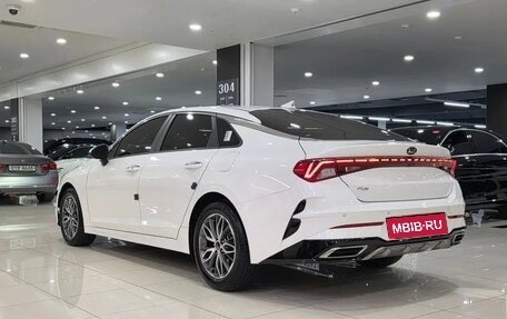 KIA K5, 2021 год, 2 400 009 рублей, 3 фотография