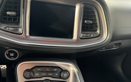 Dodge Challenger III рестайлинг 2, 2021 год, 8 500 000 рублей, 11 фотография