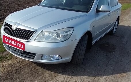 Skoda Octavia, 2011 год, 705 000 рублей, 3 фотография